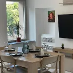Trillionaire Apartament *