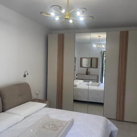 Trillionaire * ريفولي